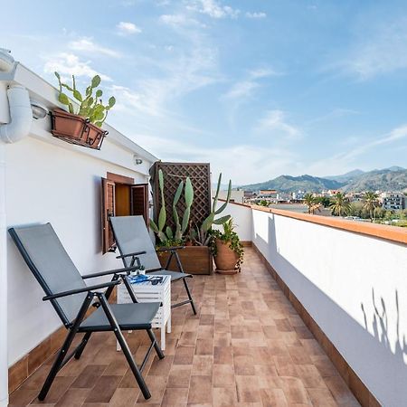 Naxos Charming Penthouse With Swimming Pool X6 Daire Giardini Naxos Dış mekan fotoğraf